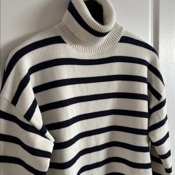 GUESS Emelia Sweater - Picture 7 of 16